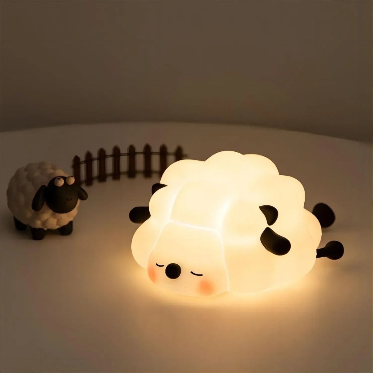 silicone-night-light-for-babies-toddlers-bpa-free-auto-shut-off-img5.jpg