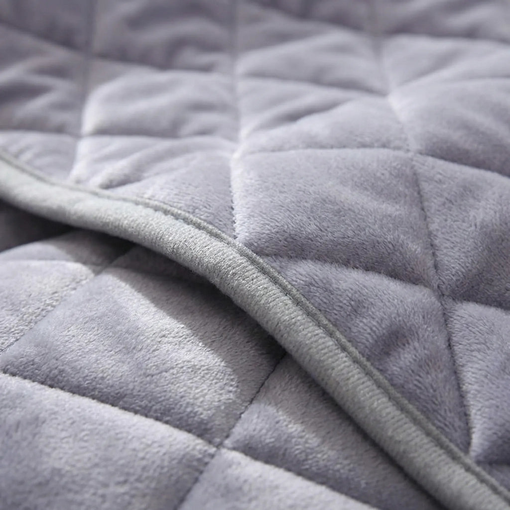 soft-heated-blanket-with-usb-fast-heating-use-anywhere-img3.webp