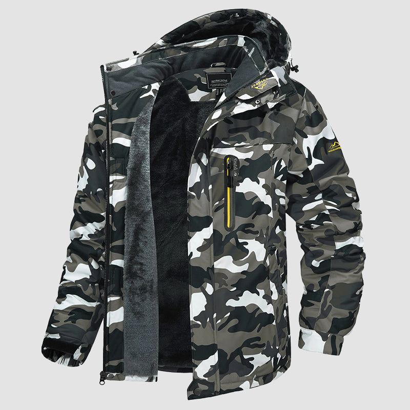 steven-alpine-hiking-jacket-img1.jpg