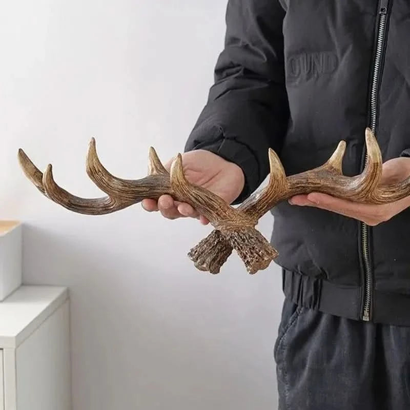 vintage-antler-resin-wall-hook-for-rustic-entryway-storage-img5.webp