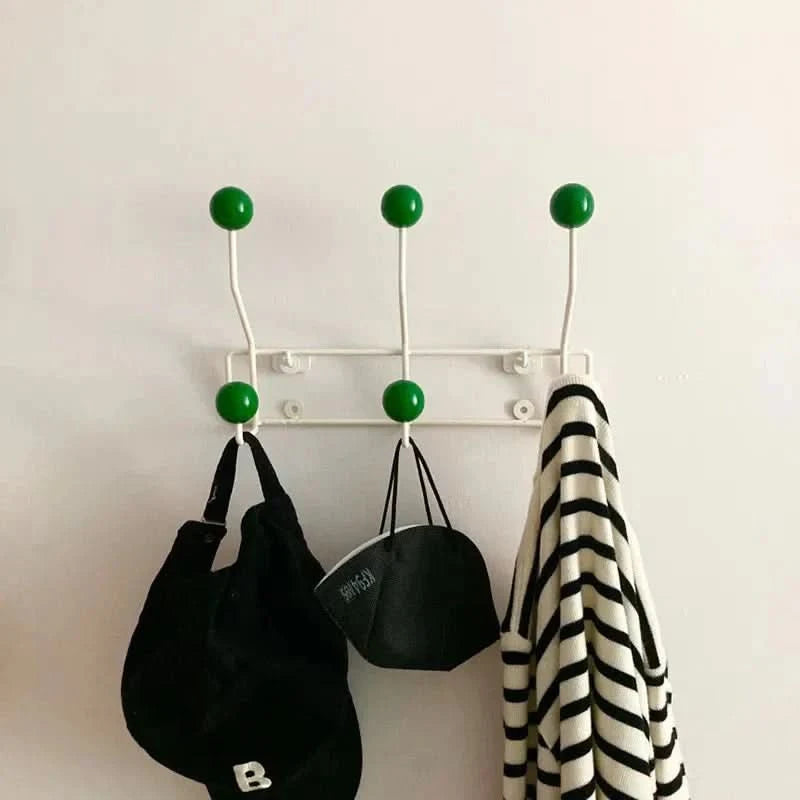 vintage-cast-iron-wall-hooks-for-entryway-storage-img2.webp