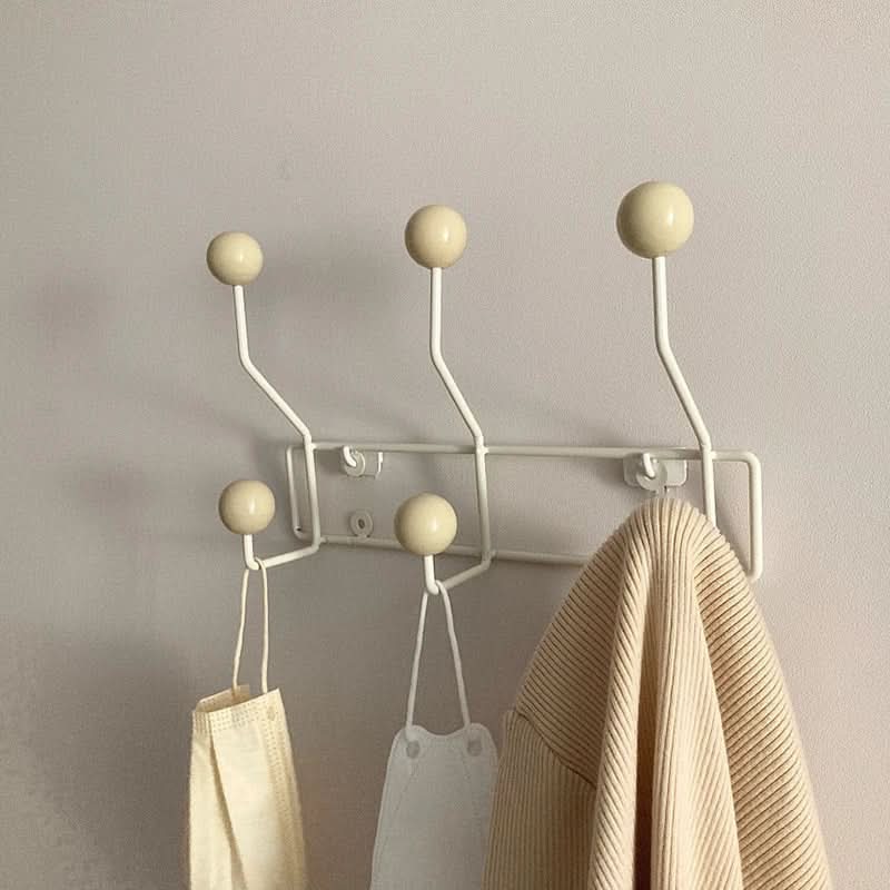 vintage-cast-iron-wall-hooks-for-entryway-storage-img3.jpg