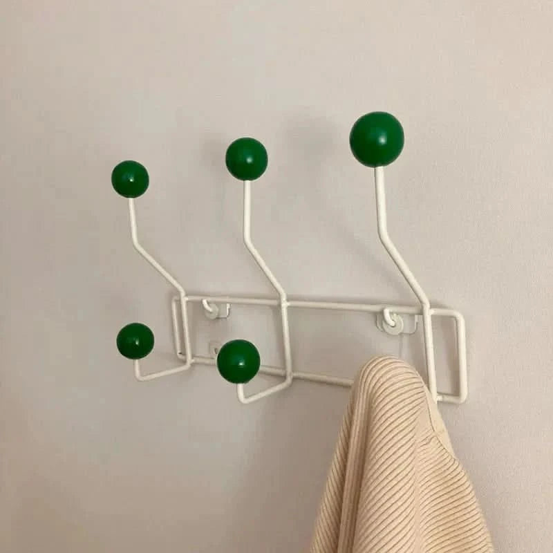 vintage-cast-iron-wall-hooks-for-entryway-storage-img5.webp
