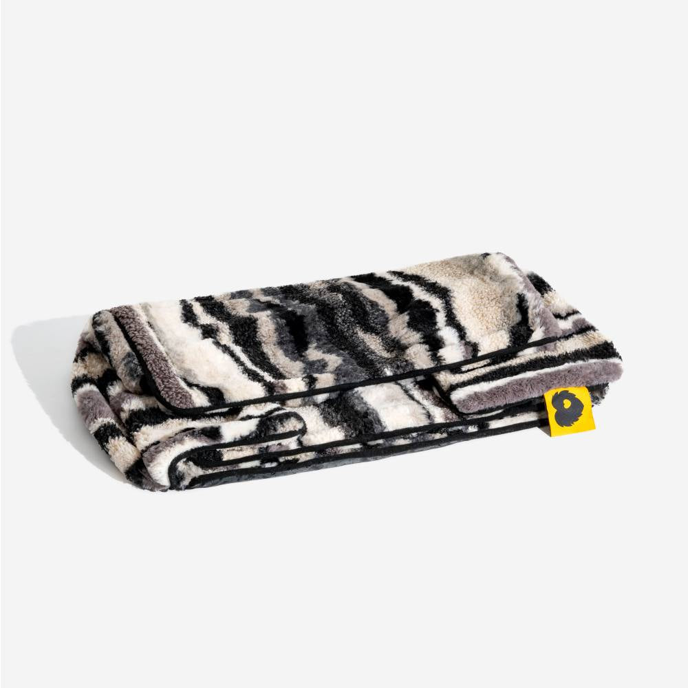 washable-double-layer-faux-lambswool-dog-cat-sofa-bed-img25.jpg