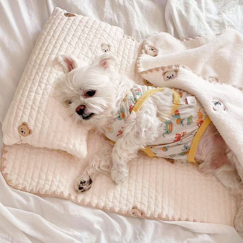 washable-embroidered-cotton-dog-cat-bed-set-with-pillow-quilt-img5.jpg