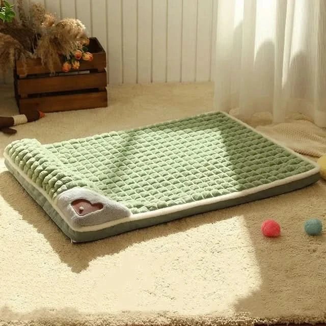 washable-non-slip-plush-dog-bed-for-small-medium-breeds-img7.jpg