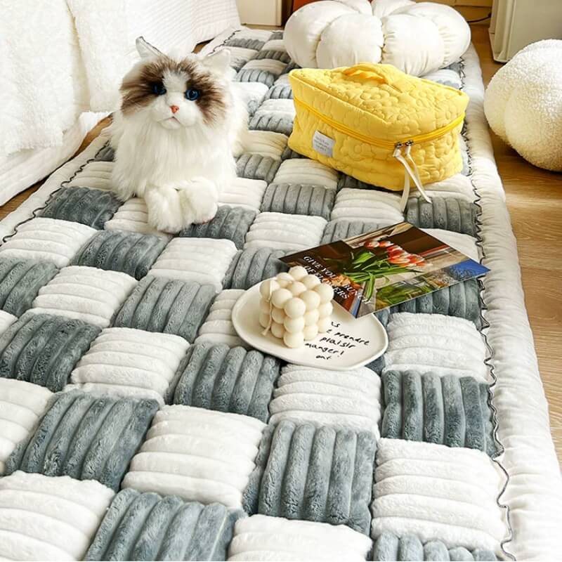 washable-non-slip-plush-dog-cat-couch-cover-mat-img12.jpg