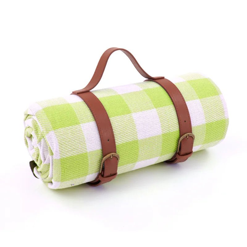 waterproof-checkered-picnic-blanket-with-carry-strap-outdoor-mat-img11.webp